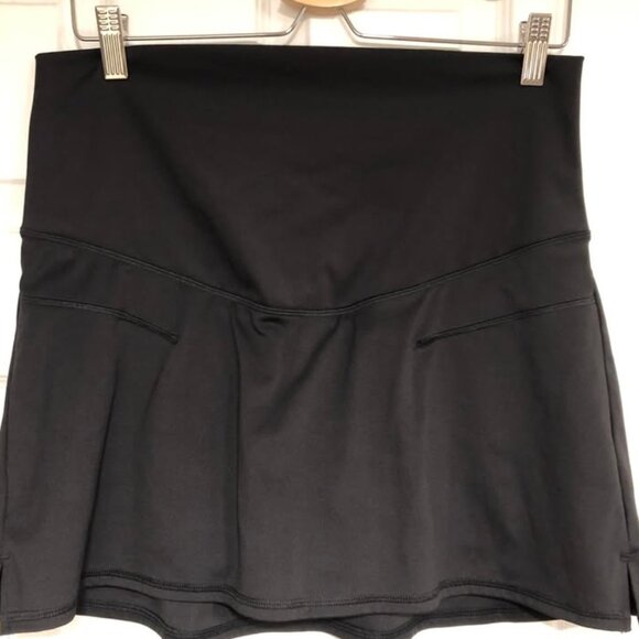 Old Navy Black Maternity Skort - Picture 1 of 6